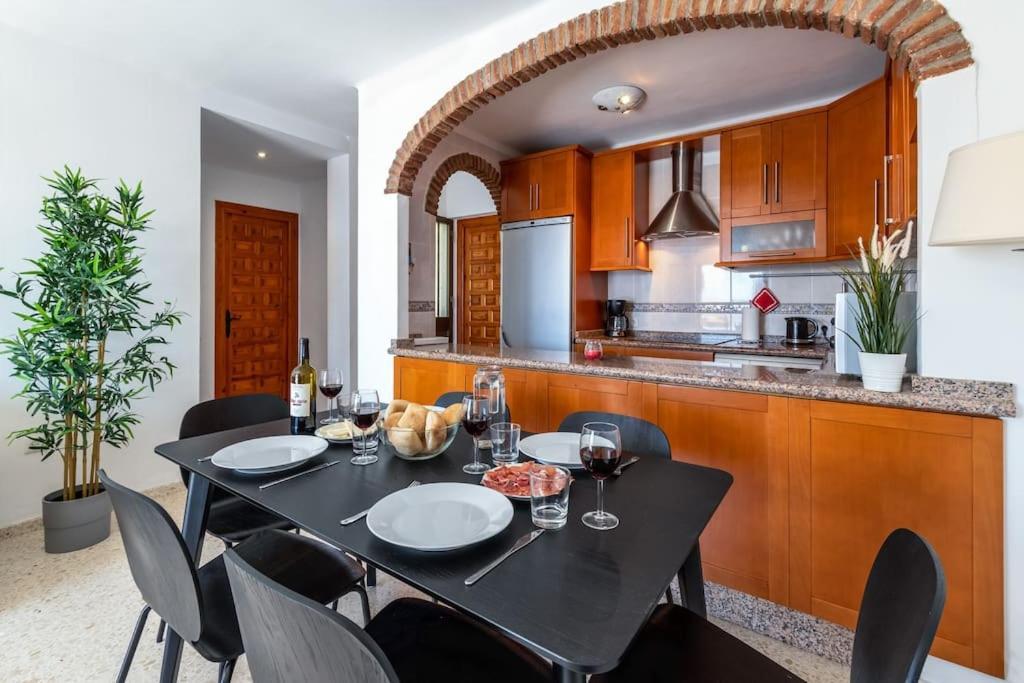 Oasis 16 Apartment Nerja Luaran gambar