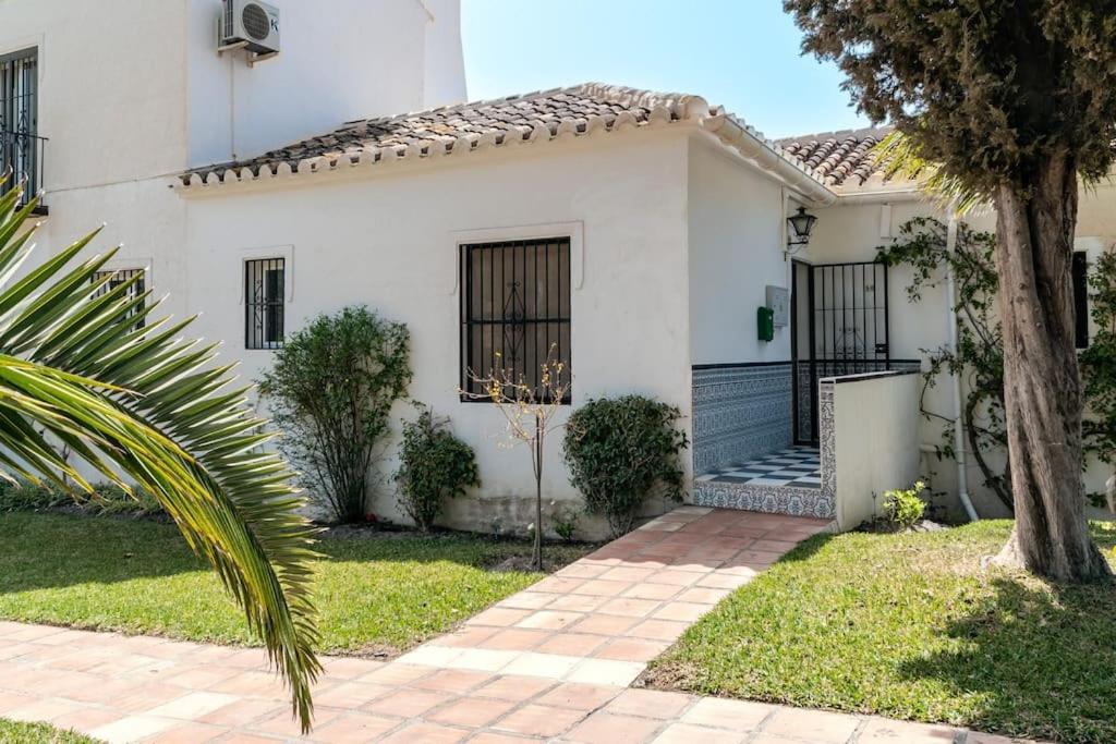Oasis 16 Apartment Nerja Luaran gambar
