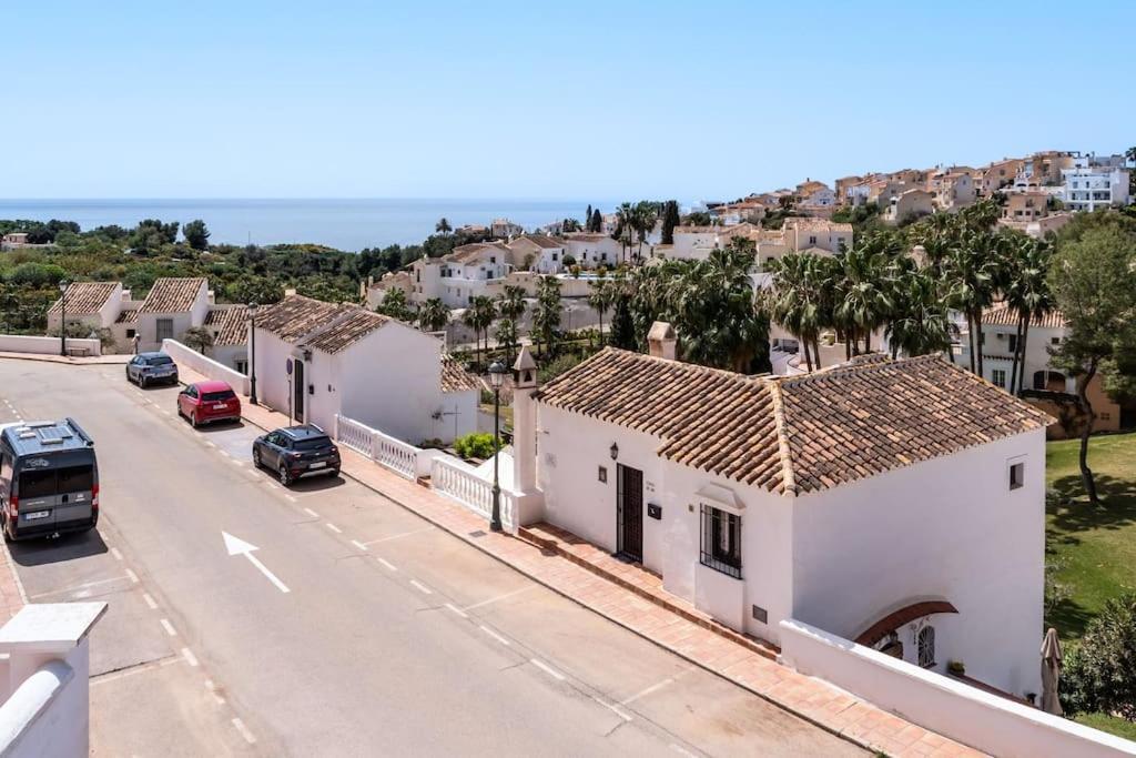 Oasis 16 Apartment Nerja Luaran gambar